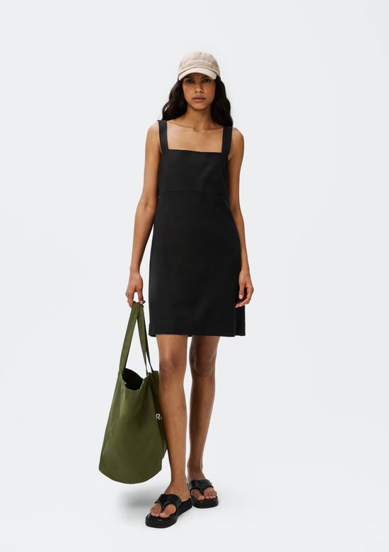 Foto do produto: Vestido Curto Decote Quadrado - Preto