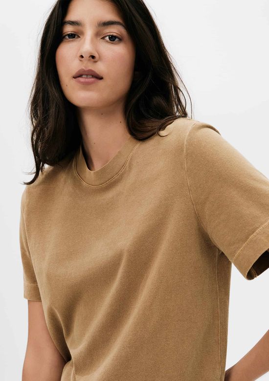 Foto do produto: Camiseta Básica Feminina Estonada Soft - Marrom
