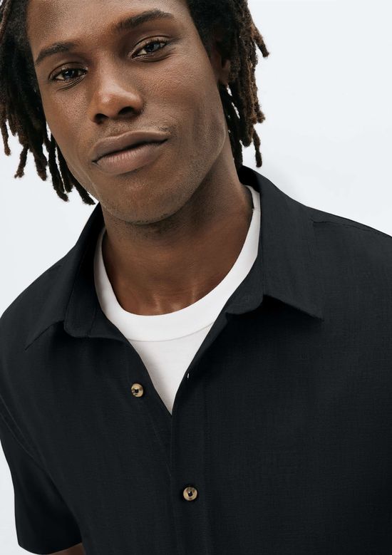 Foto do produto: Camisa Masculina Manga Curta Fio Tinto Listrada Em Linho - Preto