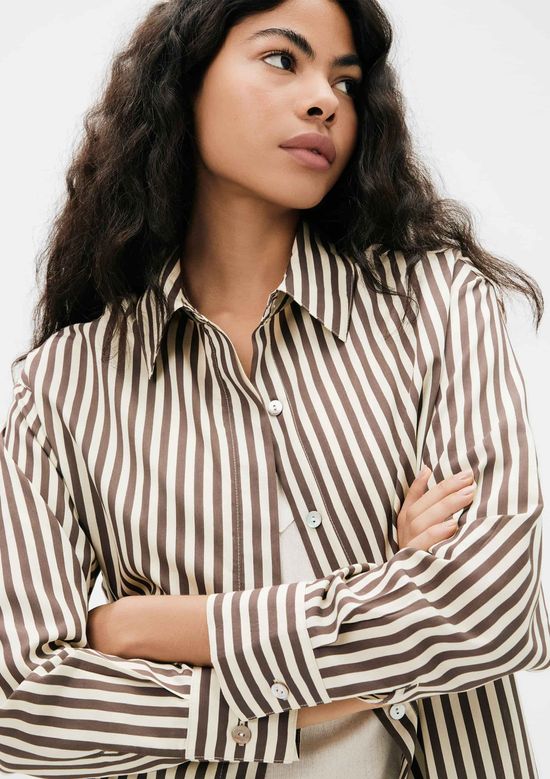 Foto do produto: Camisa Feminina Manga Longa Listrada - Marrom