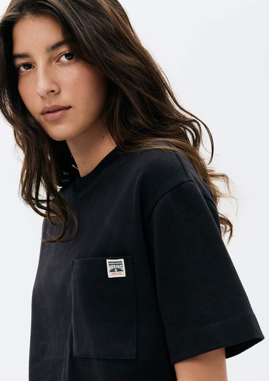 Foto do produto: Camiseta Feminina Manga Curta Em Malha Binada - Preto