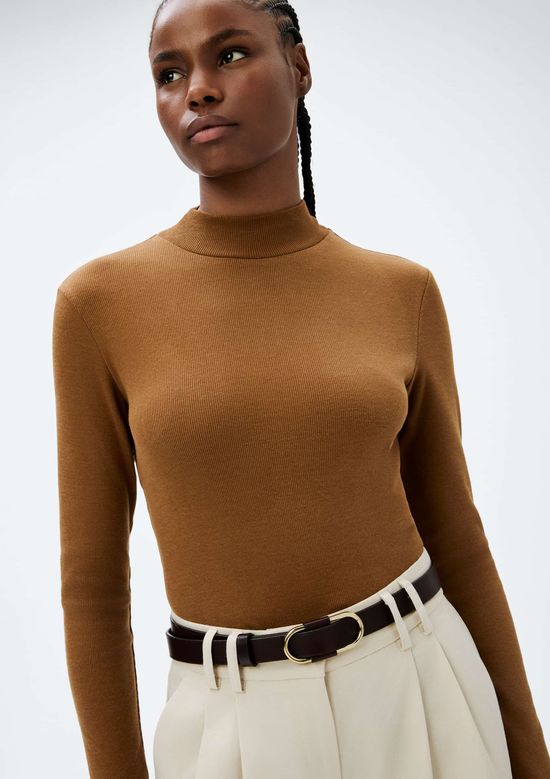 Foto do produto: Blusa Básica Feminina Manga Longa Gola Alta Em Ribana Canelada - Marrom