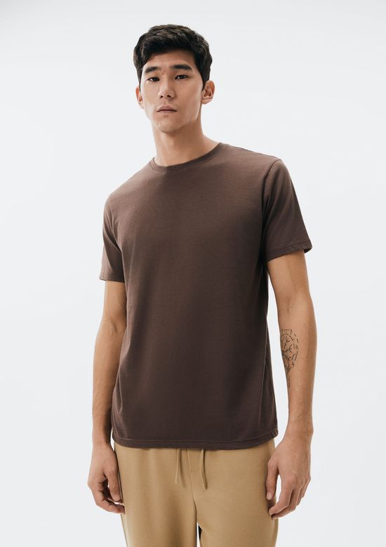 Foto do produto: Camiseta Básica Unissex Manga Curta Regular World - Marrom