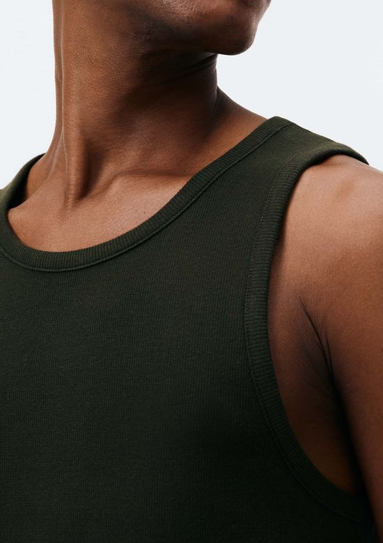 Foto do produto: Regata Masculina Regular Em Ribana Canelada - Verde