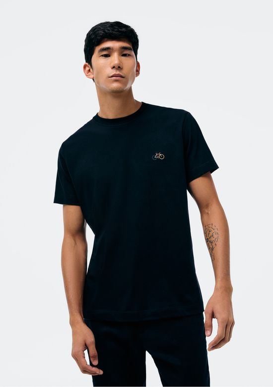 Foto do produto: Camiseta Masculina Manga Curta Com Bordado - Preto