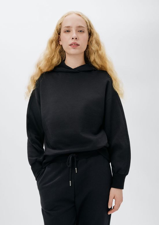 Foto do produto: Blusão Feminino Peluciado Com Capuz - Preto