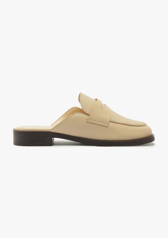 Foto do produto: Mocassim Feminino Em Couro - Bege