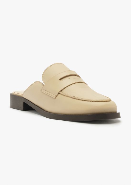 Foto do produto: Mocassim Feminino Em Couro - Bege