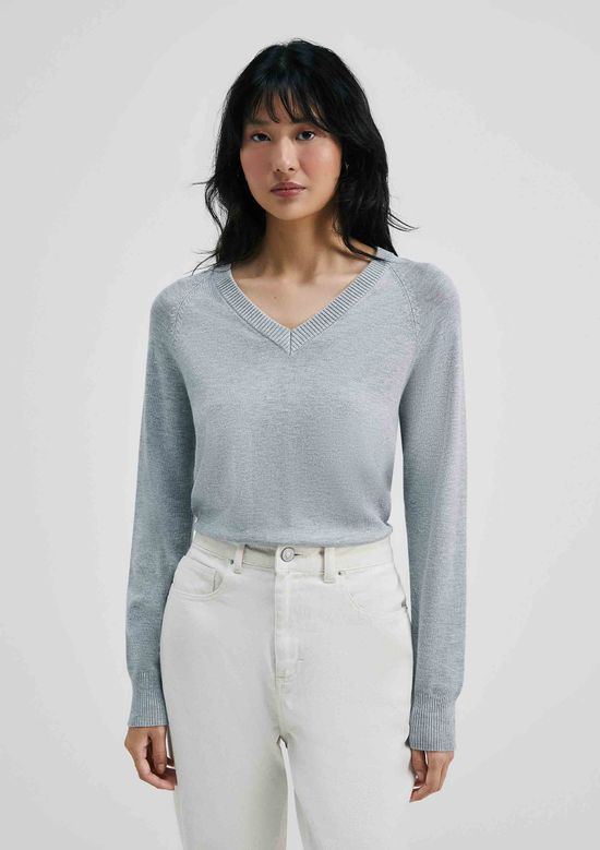 Foto do produto: Blusão Feminino Decote V Em Tricô - Cinza