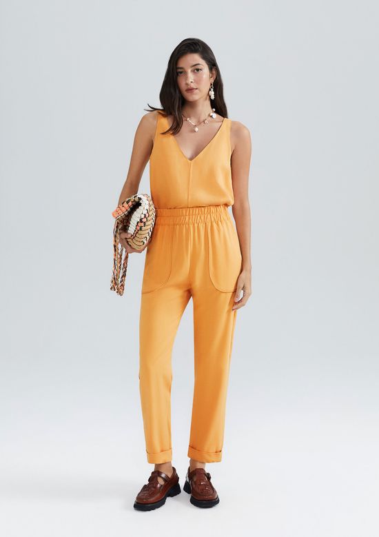 Foto do produto: Calça Feminina Carrot Cintura Alta Em Viscose Creponada - Laranja