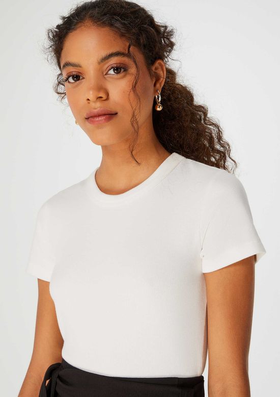 Foto do produto: Blusa Cropped Feminina Manga Curta Em Ribana - Off white