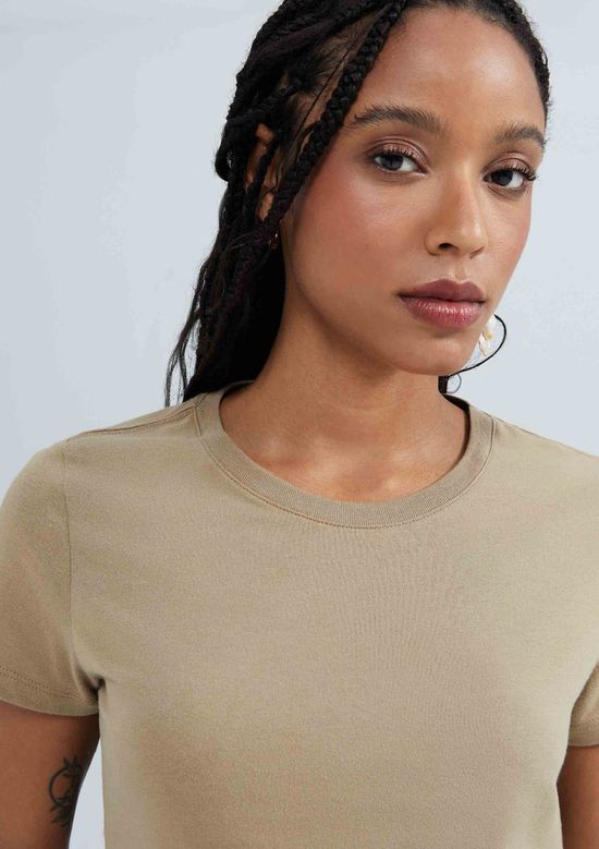 Foto do produto: Camiseta Básica Feminina Slim World - Caqui