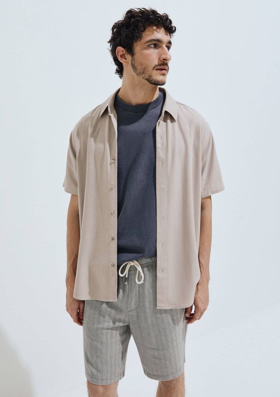 Foto do produto: Camisa Masculina Manga Curta Regular - Bege