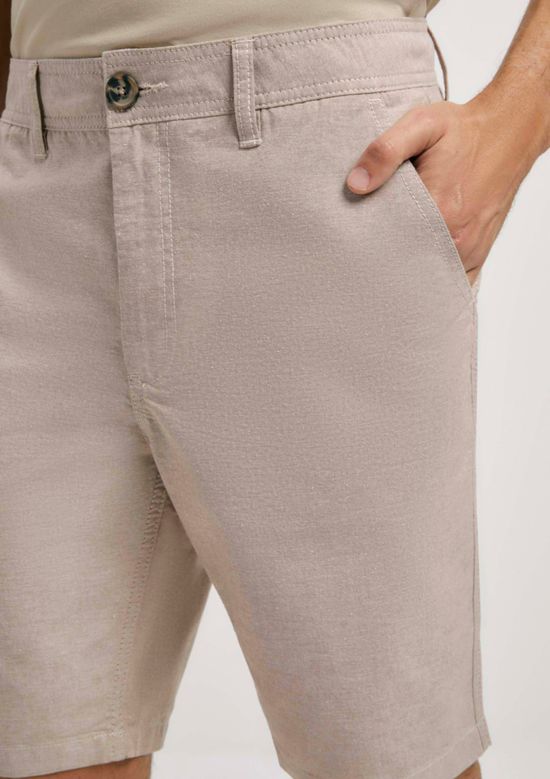 Foto do produto: Bermuda Básica Masculina Chino Em Tecido Fio Tinto - Bege