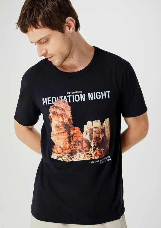Foto do produto: Camiseta Masculina Estampada Manga Curta - Preto