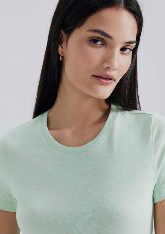 Foto do produto: Camiseta Básica Feminina Slim World - Verde