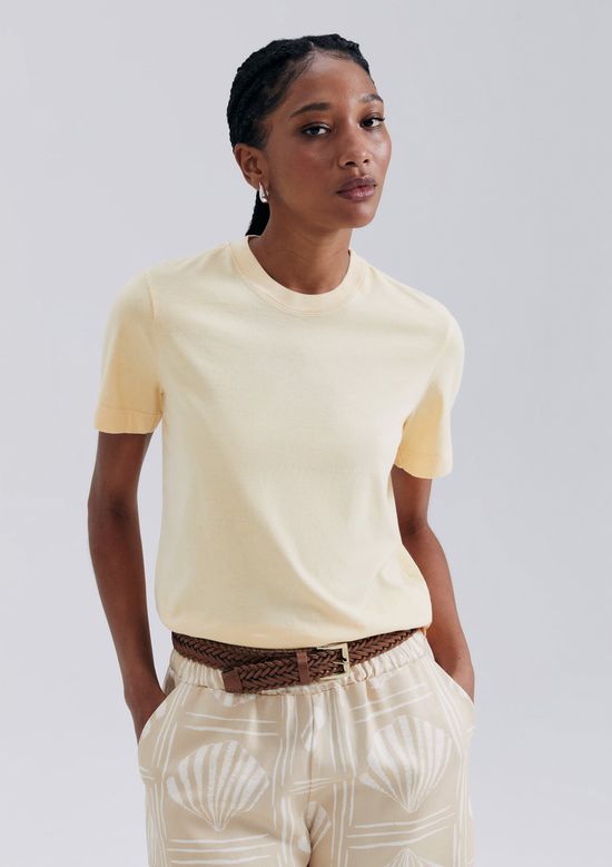 Foto do produto: Camiseta Básica Feminina Estonada Soft - Amarelo