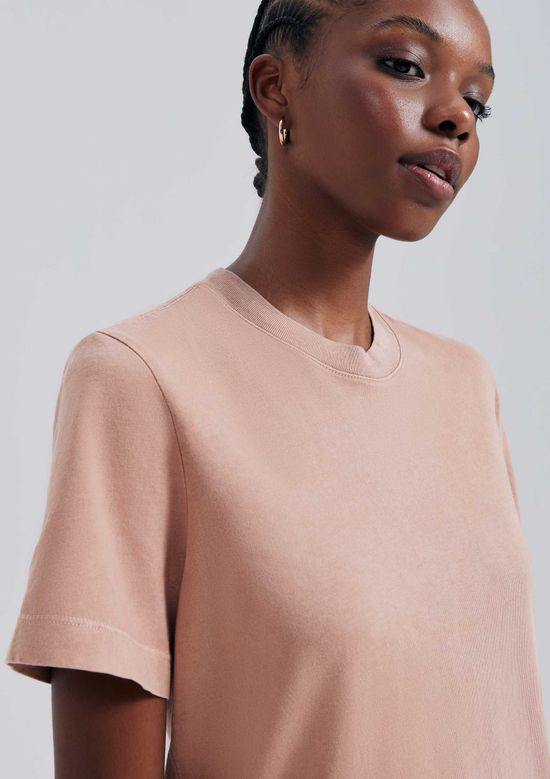 Foto do produto: Camiseta Básica Feminina Estonada Soft - Marrom