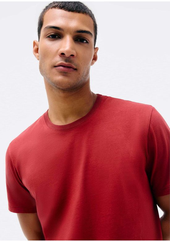 Foto do produto: Camiseta Básica Unissex Manga Curta Regular World - Vermelho