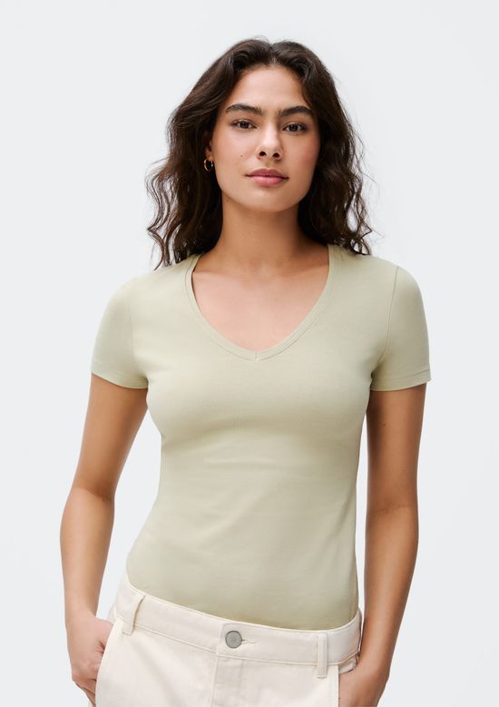 Foto do produto: Blusa Básica Feminina Slim Decote V - Verde