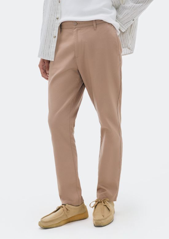 Foto do produto: Calça Masculina Taper Em Sarja Com Linho - Bege