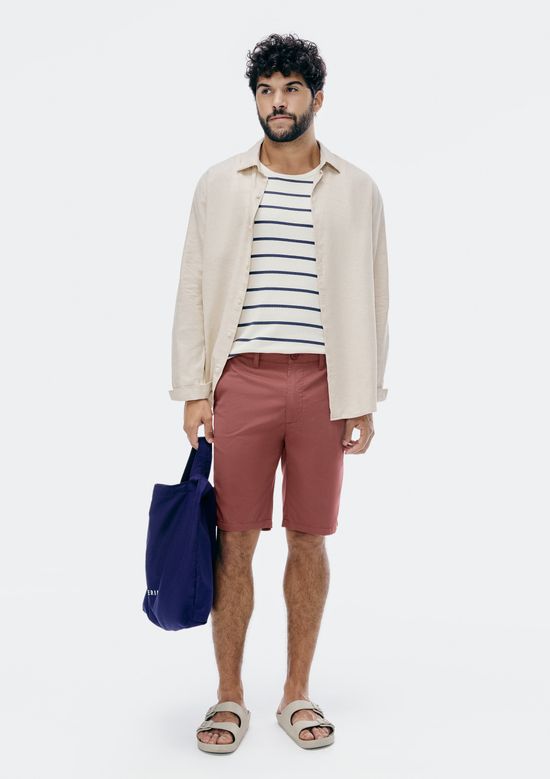 Foto do produto: Bermuda Básica Masculina Chino Reta Em Sarja - Marsala