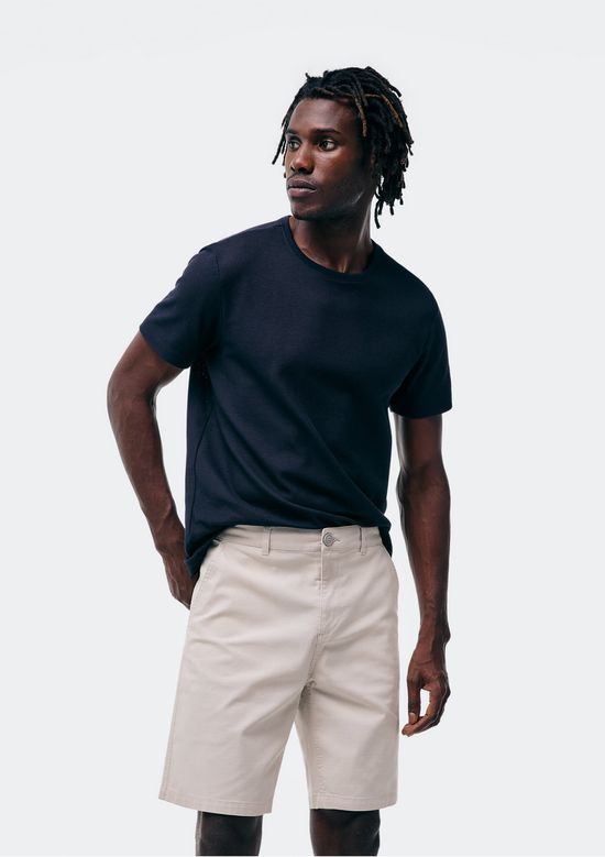 Foto do produto: Bermuda Masculina Reta Em Sarja - Bege