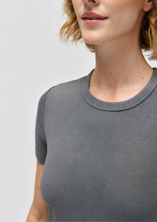 Foto do produto: Blusa Feminina Em Ribana Estonada - Preto