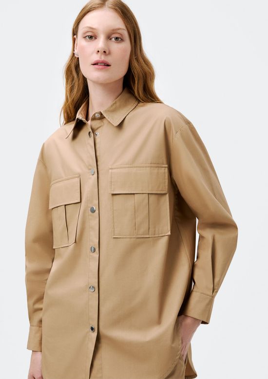 Foto do produto: Camisa Feminina Manga Longa Com Bolso - Bege