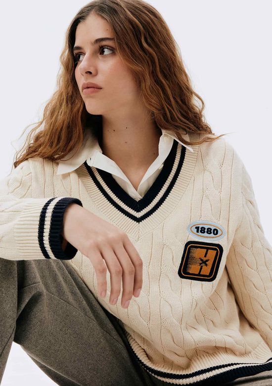 Foto do produto: Blusão Feminino Decote V Em Tricô - Off white