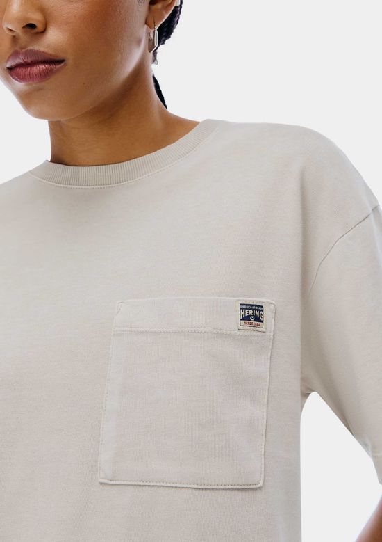 Foto do produto: Camiseta Feminina Box Estonada Pocket - Bege