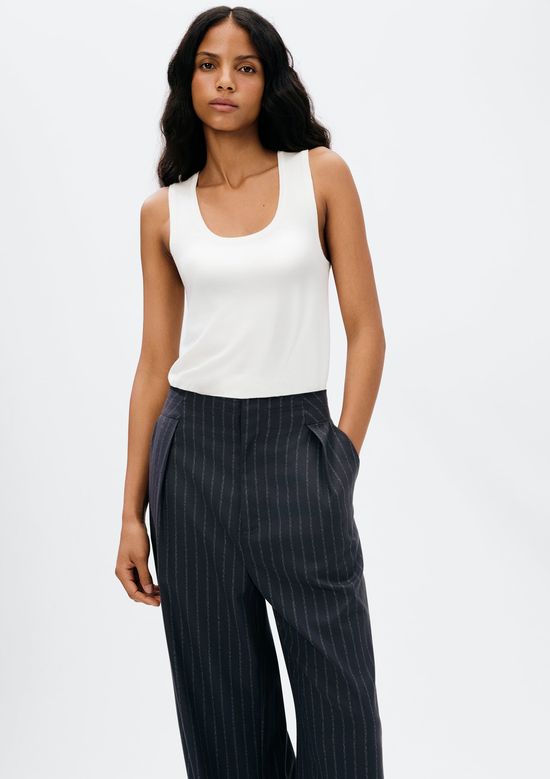 Foto do produto: Calça Feminina Reta em Alfaiataria Fio Tinto - Azul