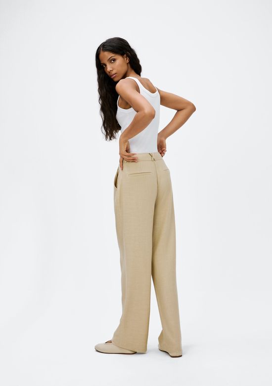 Foto do produto: Calça Feminina Reta em Viscolinho - Bege