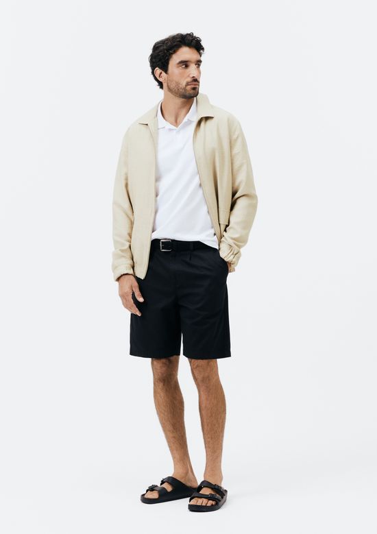 Foto do produto: Bermuda Masculina Reta em Sarja - Preto