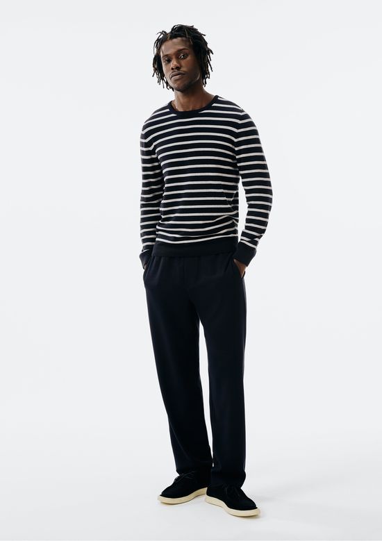 Foto do produto: Blusão Básico Masculino Listrado Em Tricô - Preto