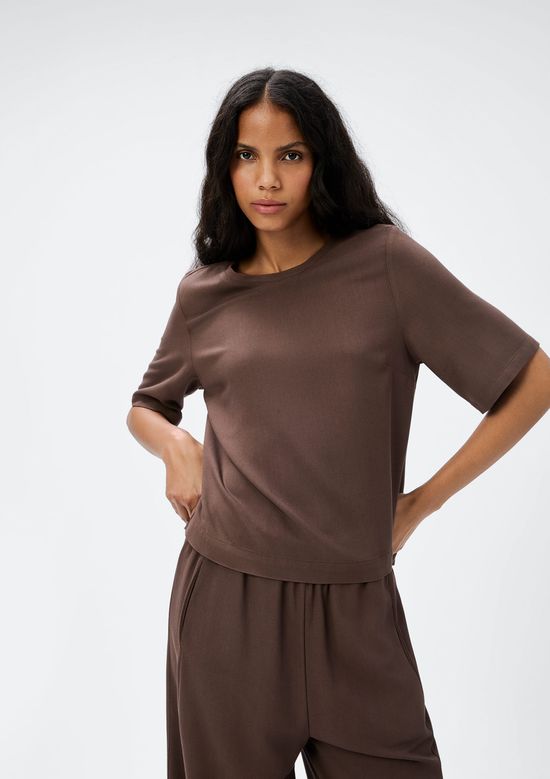 Foto do produto: Blusa Feminina Em Viscose Creponada - Marrom