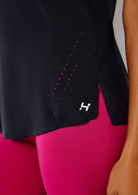 Foto do produto: Regata Esportiva Feminina Selada - Preto