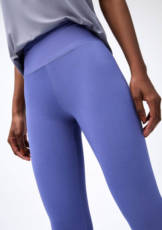 Foto do produto: Calça Legging Esportiva Feminina Com Fio LYCRA® - Lilás