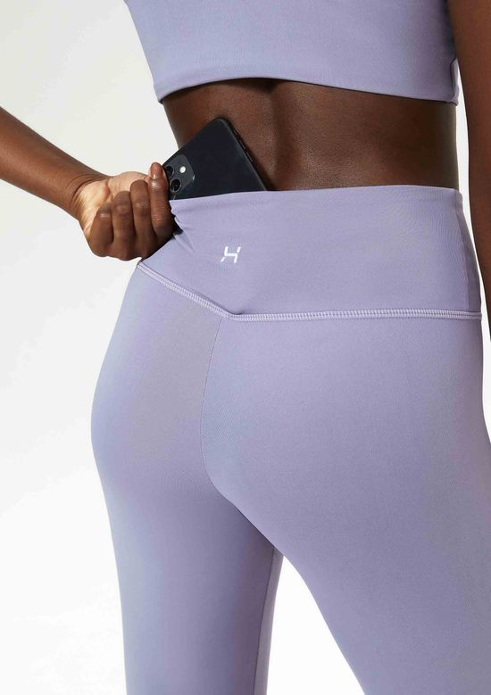 Foto do produto: Calça Legging Esportiva Feminina Com Fio LYCRA® - Lilás