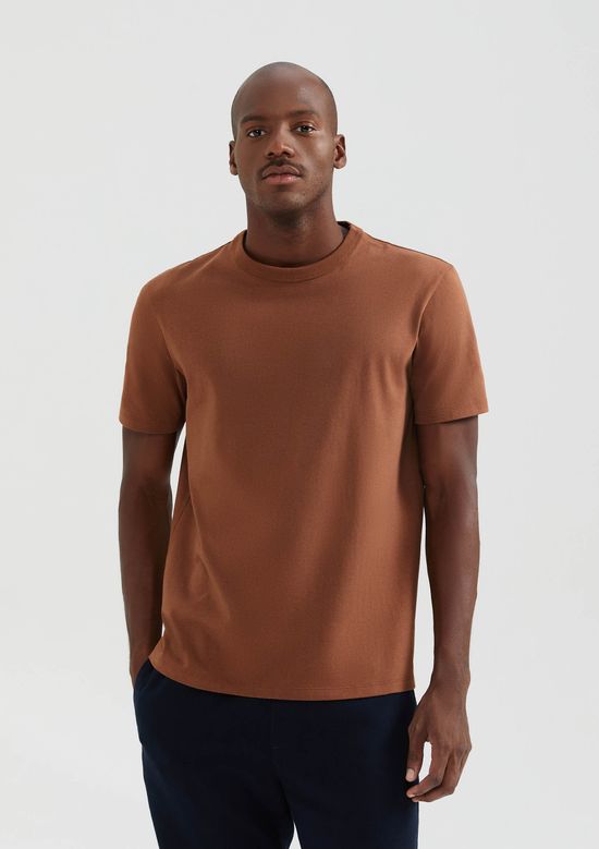 Foto do produto: Camiseta Básica Masculina Areia Em Algodão Peruano - Marrom