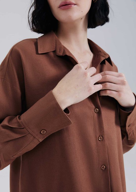 Foto do produto: Camisa Feminina Manga Longa Em Viscolinho - Marrom