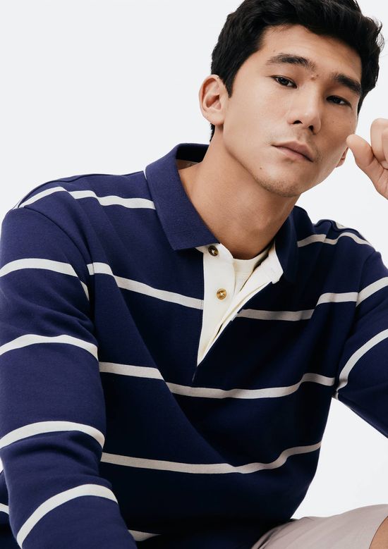 Foto do produto: Polo Masculina Em Moletom Listrado - Azul