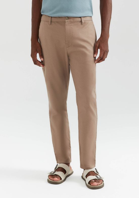 Foto do produto: Calça Masculina Taper Em Sarja Com Linho - Bege