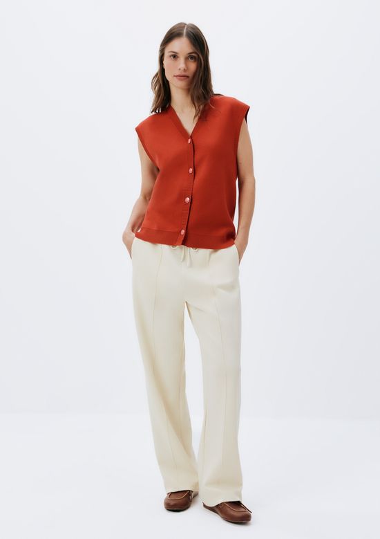 Foto do produto: Colete Feminino Decote V Em Tricô - Vermelho