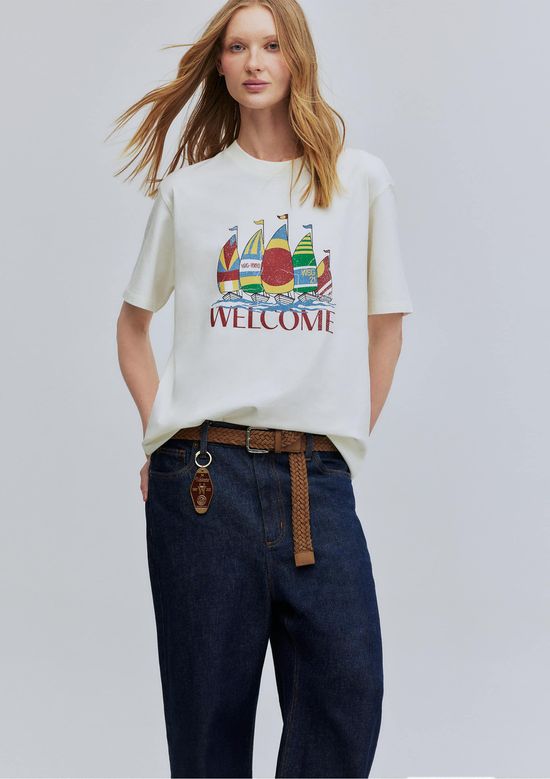 Foto do produto: Camiseta Unissex Comfort Estampa Hering + Welcome - Off white