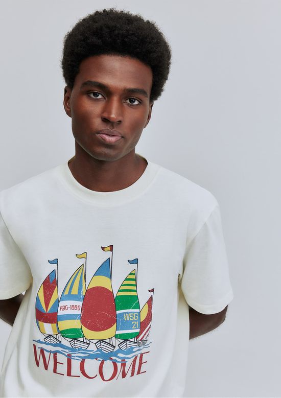 Foto do produto: Camiseta Unissex Comfort Estampa Hering + Welcome - Off white