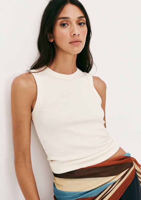 Foto do produto: Regata Básica Feminina Slim Neck - Creme