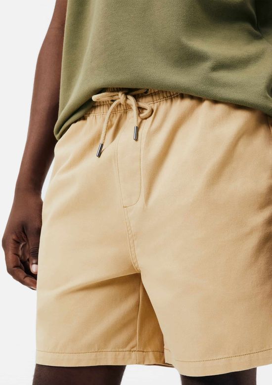 Foto do produto: Shorts Masculino De Sarja - Bege
