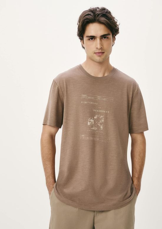 Foto do produto: Camiseta Masculina Slim Com Estampa Em Malha Flamê - Marrom