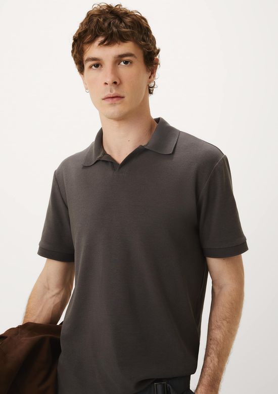 Foto do produto: Camisa Polo Masculina Gola V Em Malha Premium - Cinza